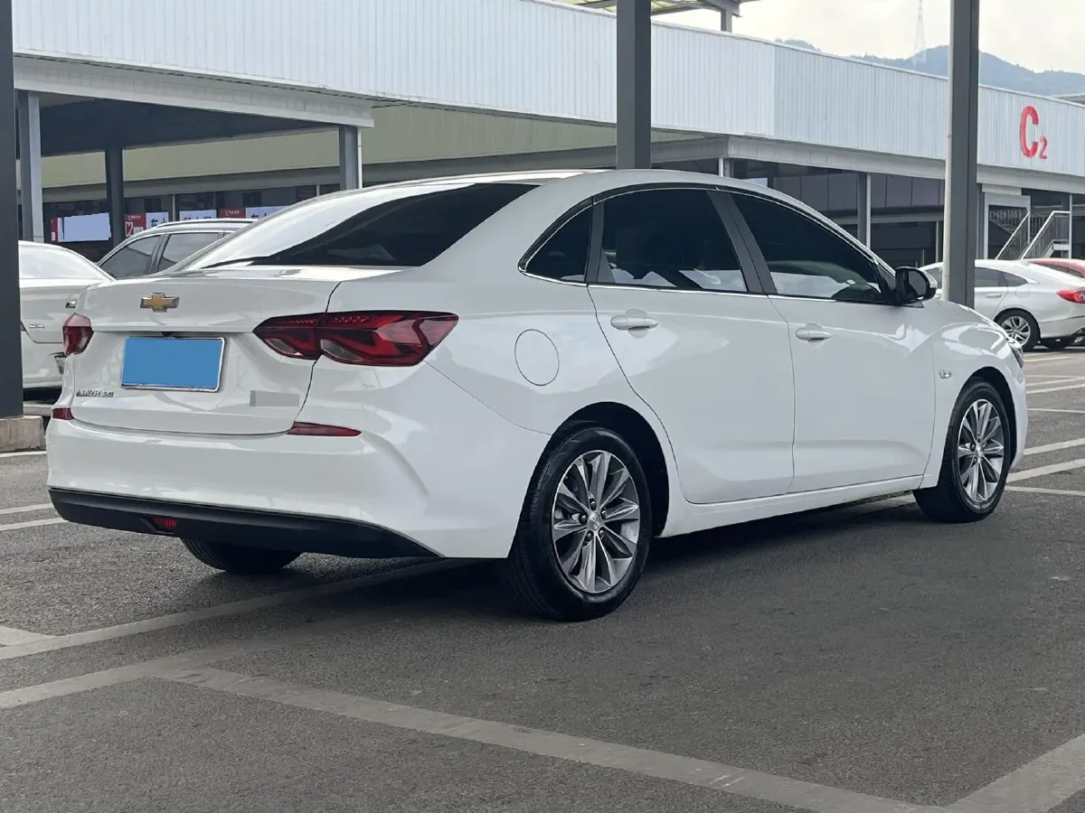2020 Chevrolet Monza 1.5L 113HP L4 6AT,autocango,china used car exporter,china ev exporter,chinese used car exporter,chinese used ev exporter