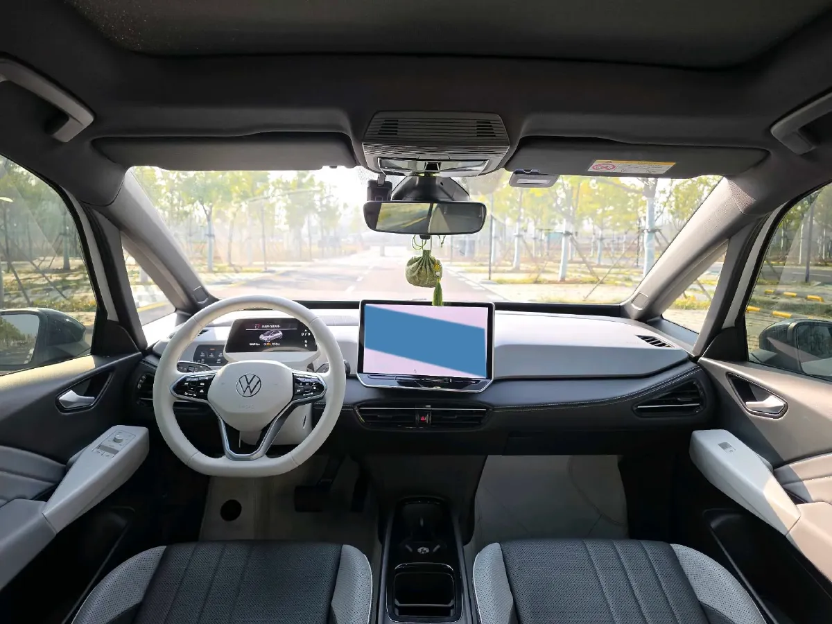 2025 Volkswagen ID.3 BEV 52.8KWH,autocango,china used car exporter,china ev exporter,chinese used car exporter,chinese used ev exporter