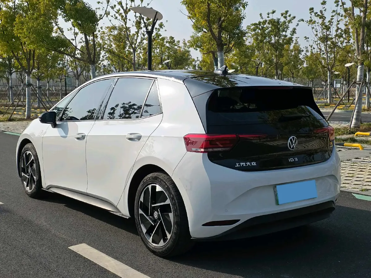 2025 Volkswagen ID.3 BEV 52.8KWH,autocango,china used car exporter,china ev exporter,chinese used car exporter,chinese used ev exporter