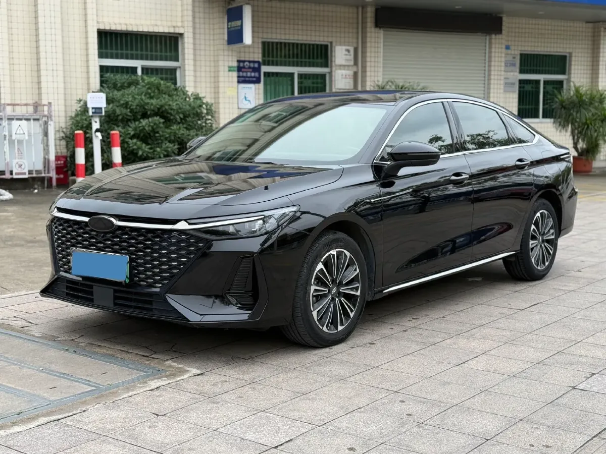 2024 Fulwin FulwinA8 1.5T 156HP L4 1DHT PHEV 18.3KWH,autocango,china used car exporter,china ev exporter,chinese used car exporter,chinese used ev exporter