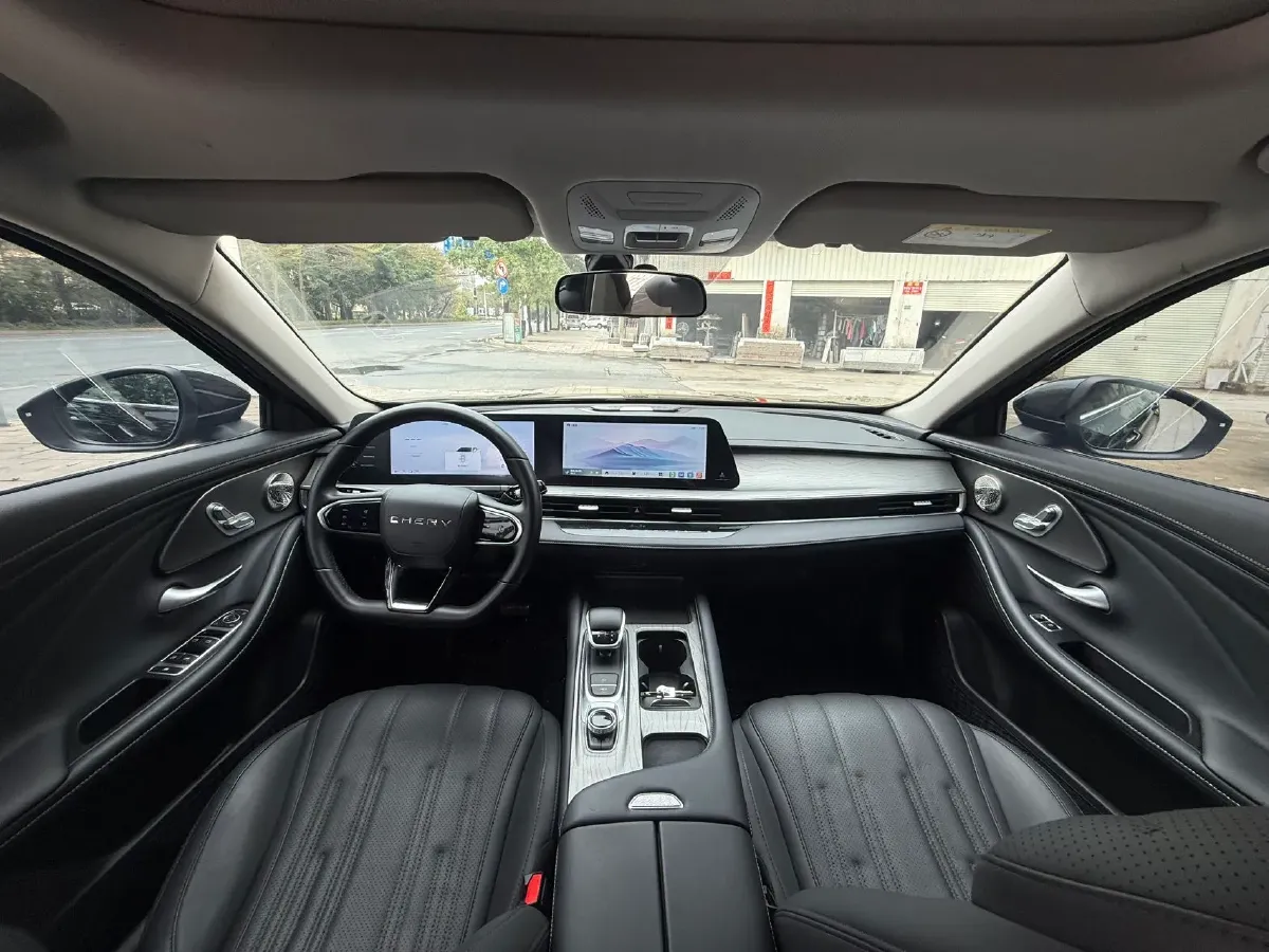 2024 Fulwin FulwinA8 1.5T 156HP L4 1DHT PHEV 18.3KWH,autocango,china used car exporter,china ev exporter,chinese used car exporter,chinese used ev exporter