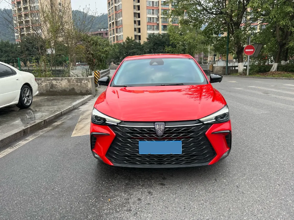 2021 Roewe i5 1.5T 173HP L4 7DCT,autocango,china used car exporter,china ev exporter,chinese used car exporter,chinese used ev exporter