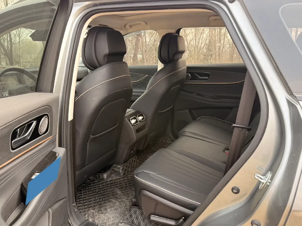 2023 Chery Tiggo 9 2.0T 261HP L4 7DCT,autocango,china used car exporter,china ev exporter,chinese used car exporter,chinese used ev exporter