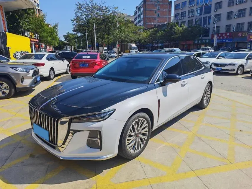 2023 HongQi H5 2.0T 224HP L4 8AT,autocango,china used car exporter,china ev exporter,chinese used car exporter,chinese used ev exporter
