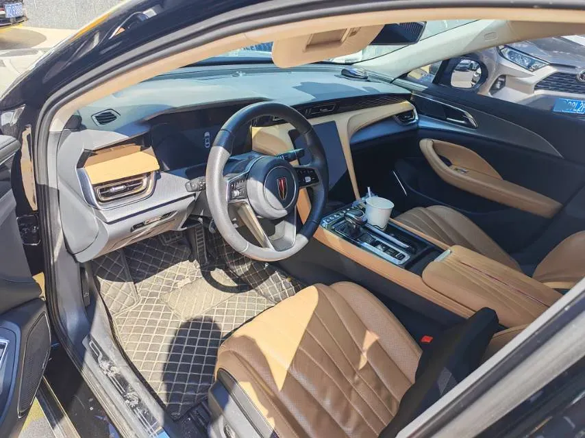 2023 HongQi H5 2.0T 224HP L4 8AT,autocango,china used car exporter,china ev exporter,chinese used car exporter,chinese used ev exporter