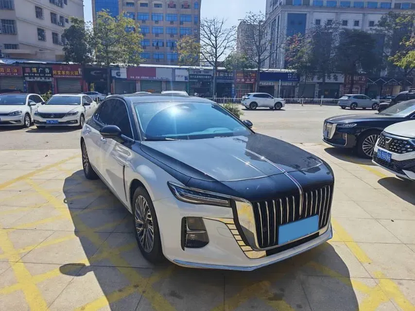 2023 HongQi H5 2.0T 224HP L4 8AT,autocango,china used car exporter,china ev exporter,chinese used car exporter,chinese used ev exporter