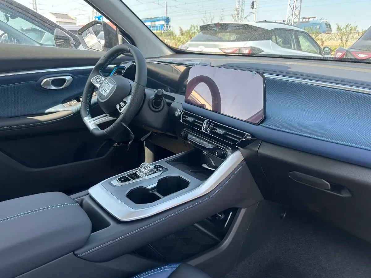 2026 GAC Trumpchi GS3 1.5T 177HP L4 7DCT,autocango,china used car exporter,china ev exporter,chinese used car exporter,chinese used ev exporter