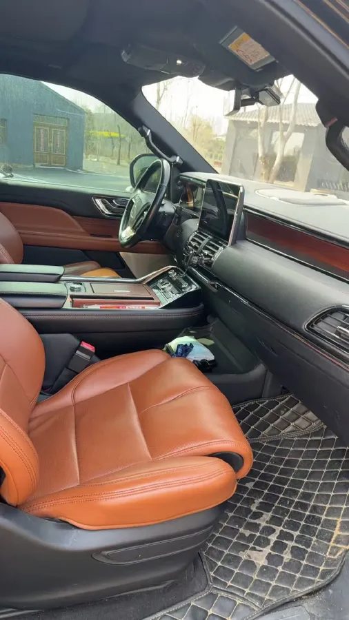 2020 Lincoln Navigator 3.5T 388HP V6 10AT,autocango,china used car exporter,china ev exporter,chinese used car exporter,chinese used ev exporter