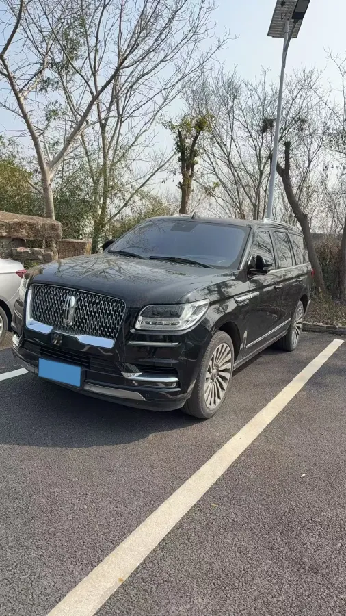 2020 Lincoln Navigator 3.5T 388HP V6 10AT,autocango,china used car exporter,china ev exporter,chinese used car exporter,chinese used ev exporter