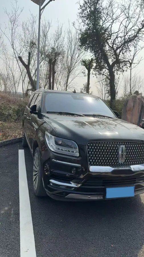 2020 Lincoln Navigator 3.5T 388HP V6 10AT,autocango,china used car exporter,china ev exporter,chinese used car exporter,chinese used ev exporter