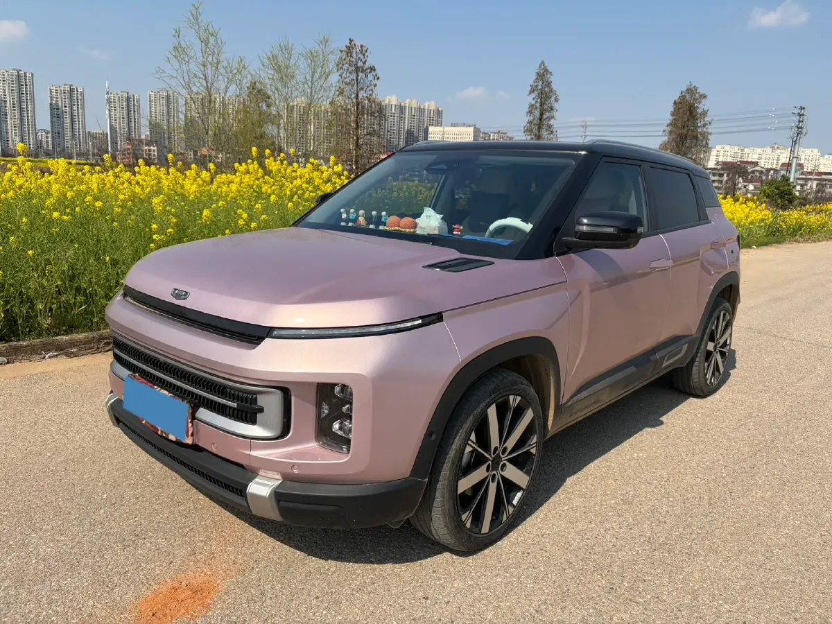 2023 Geely ICON 1.5T 181HP L4 7DCT,autocango,china used car exporter,china ev exporter,chinese used car exporter,chinese used ev exporter