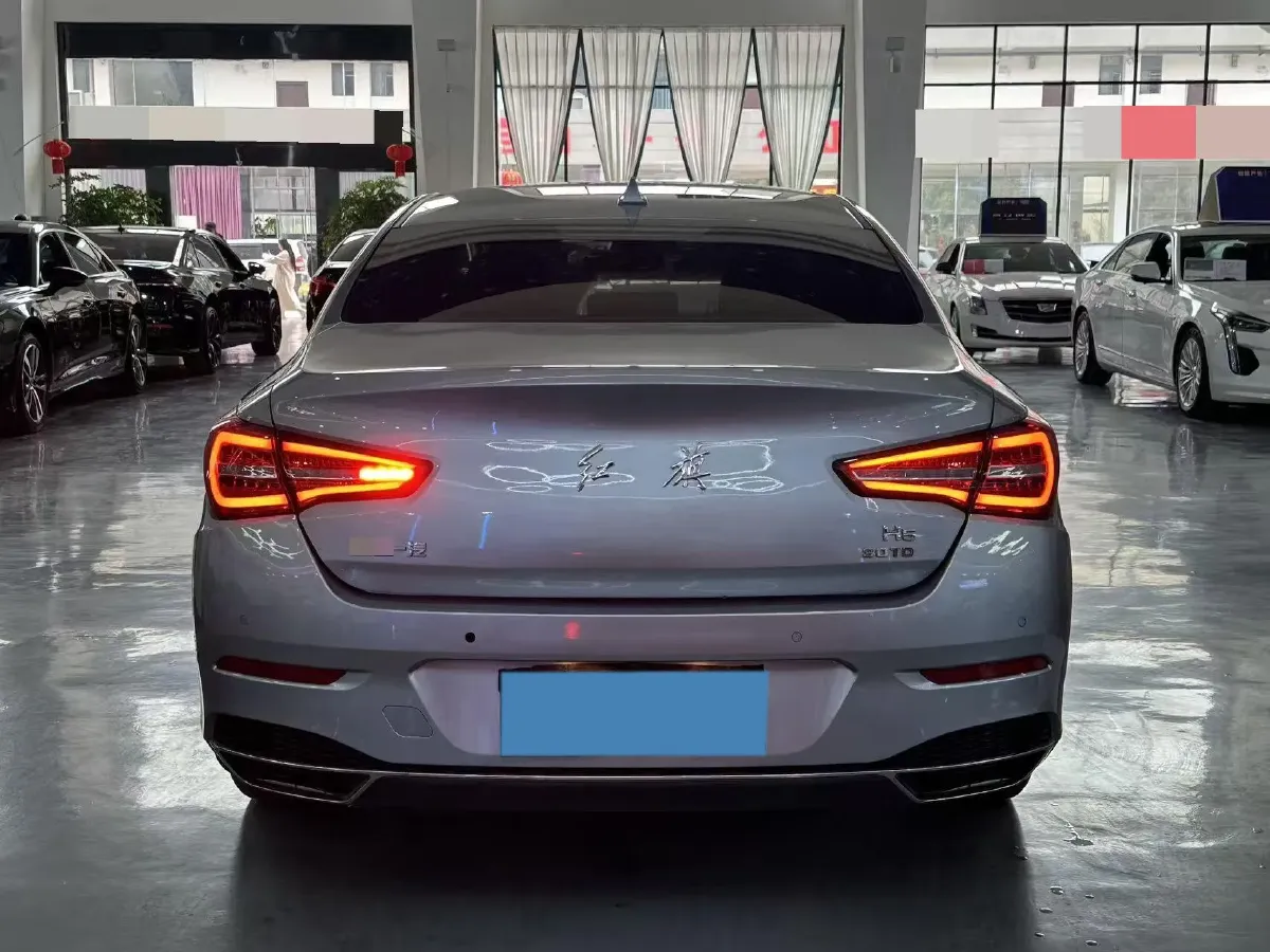 2022 HongQi H5 1.5T 169HP L4 7DCT,autocango,china used car exporter,china ev exporter,chinese used car exporter,chinese used ev exporter