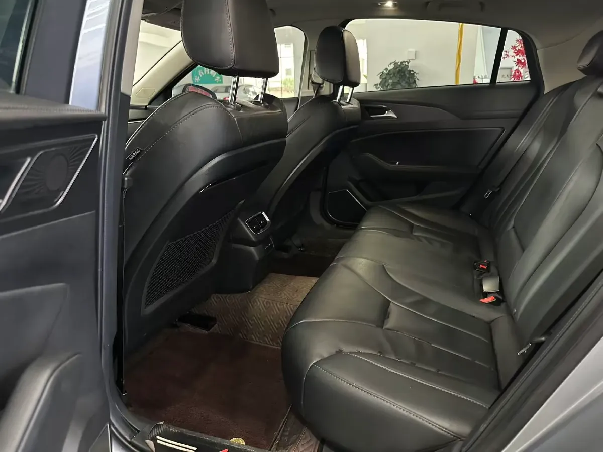 2022 HongQi H5 1.5T 169HP L4 7DCT,autocango,china used car exporter,china ev exporter,chinese used car exporter,chinese used ev exporter