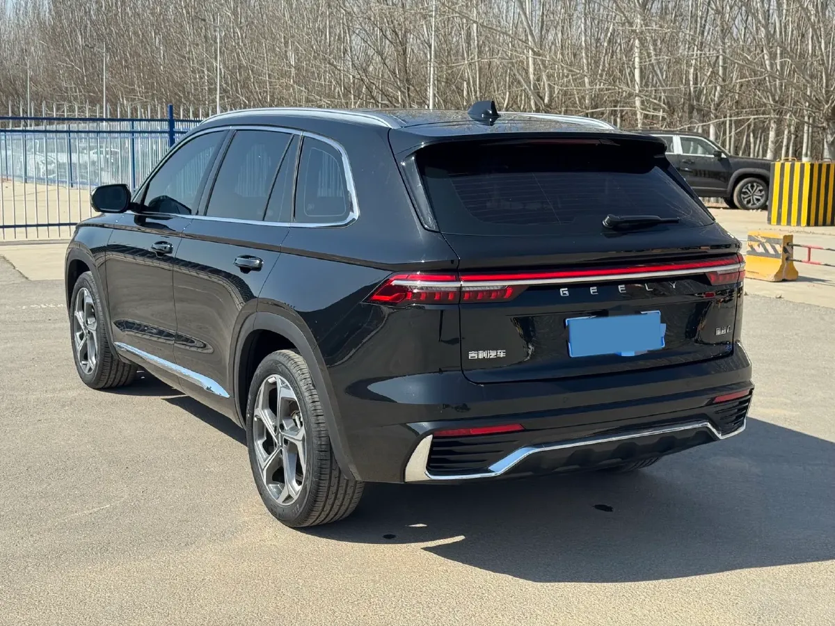 2024 Geely Monjaro 2.0T 218HP L4 7DCT,autocango,china used car exporter,china ev exporter,chinese used car exporter,chinese used ev exporter