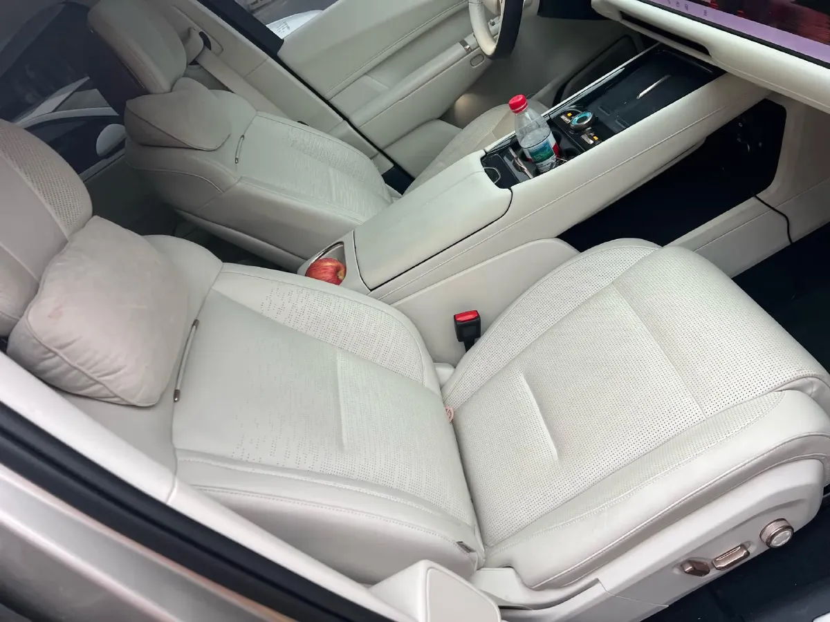 2025 LYNK&CO 900 2.0T 254HP L4 3DHT PHEV,autocango,china used car exporter,china ev exporter,chinese used car exporter,chinese used ev exporter