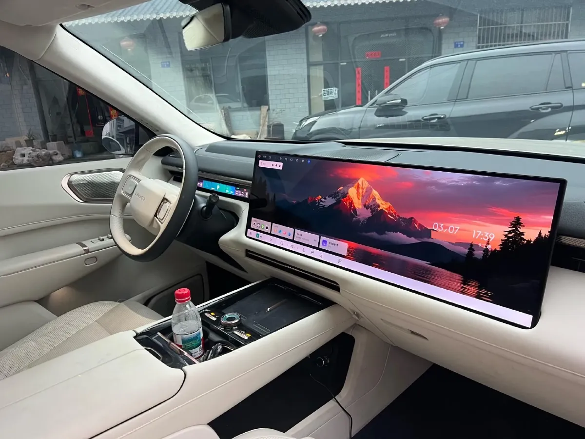 2025 LYNK&CO 900 2.0T 254HP L4 3DHT PHEV,autocango,china used car exporter,china ev exporter,chinese used car exporter,chinese used ev exporter