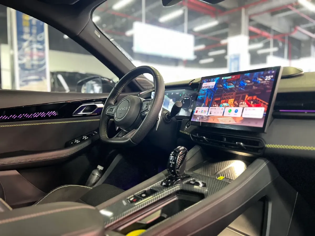 2023 MAXUS G50 1.5T 181HP L4 7DCT,autocango,china used car exporter,china ev exporter,chinese used car exporter,chinese used ev exporter