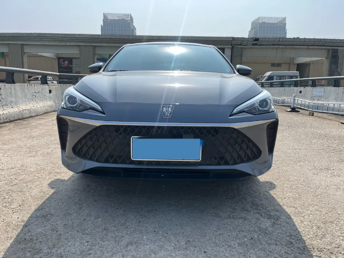 2023 Roewe i5 1.5L 129HP L4 CVT,autocango,china used car exporter,china ev exporter,chinese used car exporter,chinese used ev exporter