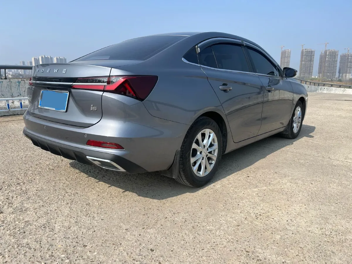 2023 Roewe i5 1.5L 129HP L4 CVT,autocango,china used car exporter,china ev exporter,chinese used car exporter,chinese used ev exporter