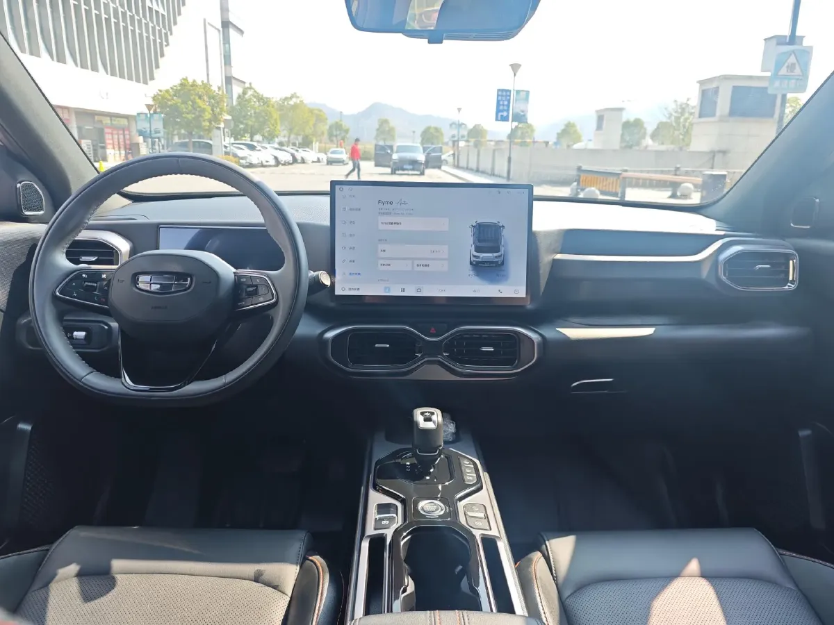 2025 Geely Cowboy 1.5T 181HP L4 7DCT,autocango,china used car exporter,china ev exporter,chinese used car exporter,chinese used ev exporter