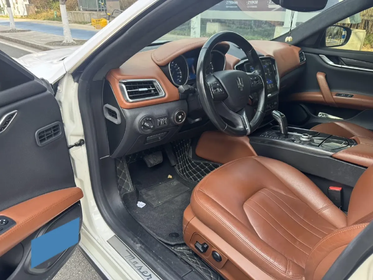 2019 Maserati Ghibli 3.0T 350HP V6 8AT,autocango,china used car exporter,china ev exporter,chinese used car exporter,chinese used ev exporter