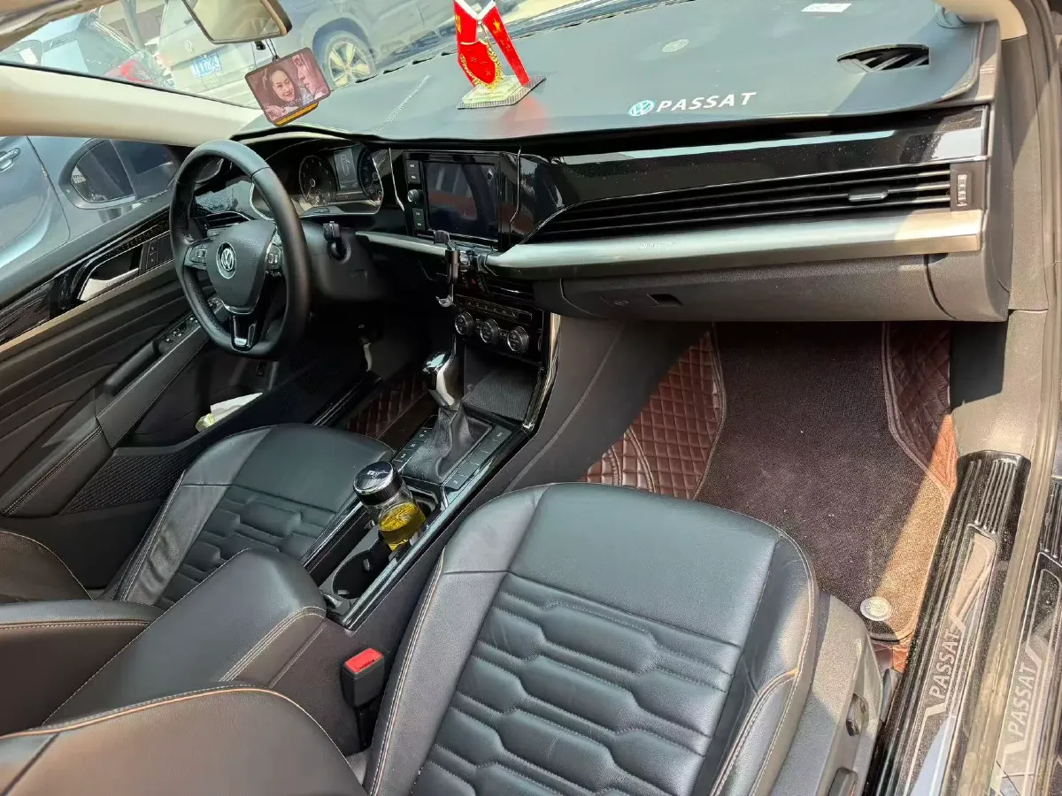 2020 Volkswagen Passat 2.0T 186HP L4 7DCT,autocango,china used car exporter,china ev exporter,chinese used car exporter,chinese used ev exporter