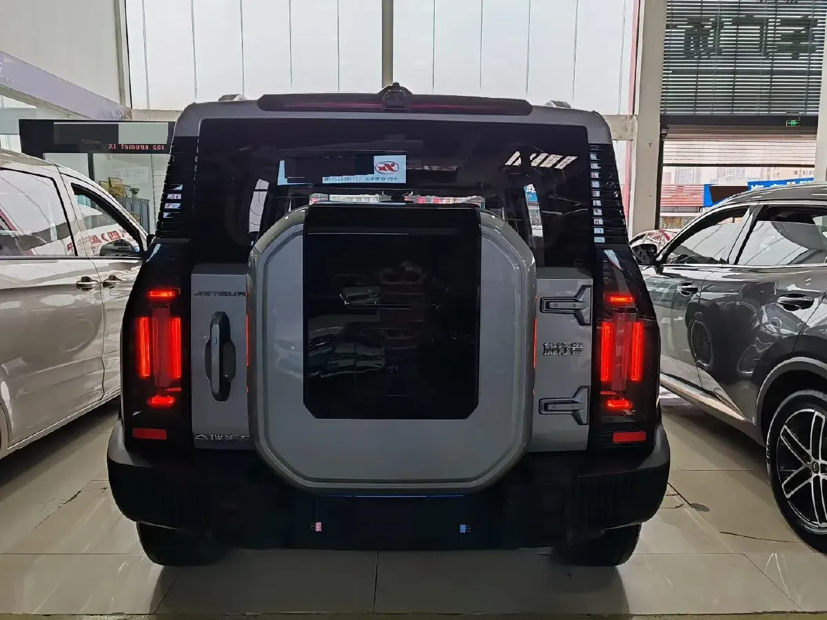 2023 Jetour Traveller 1.5T 184HP L4 7DCT,autocango,china used car exporter,china ev exporter,chinese used car exporter,chinese used ev exporter