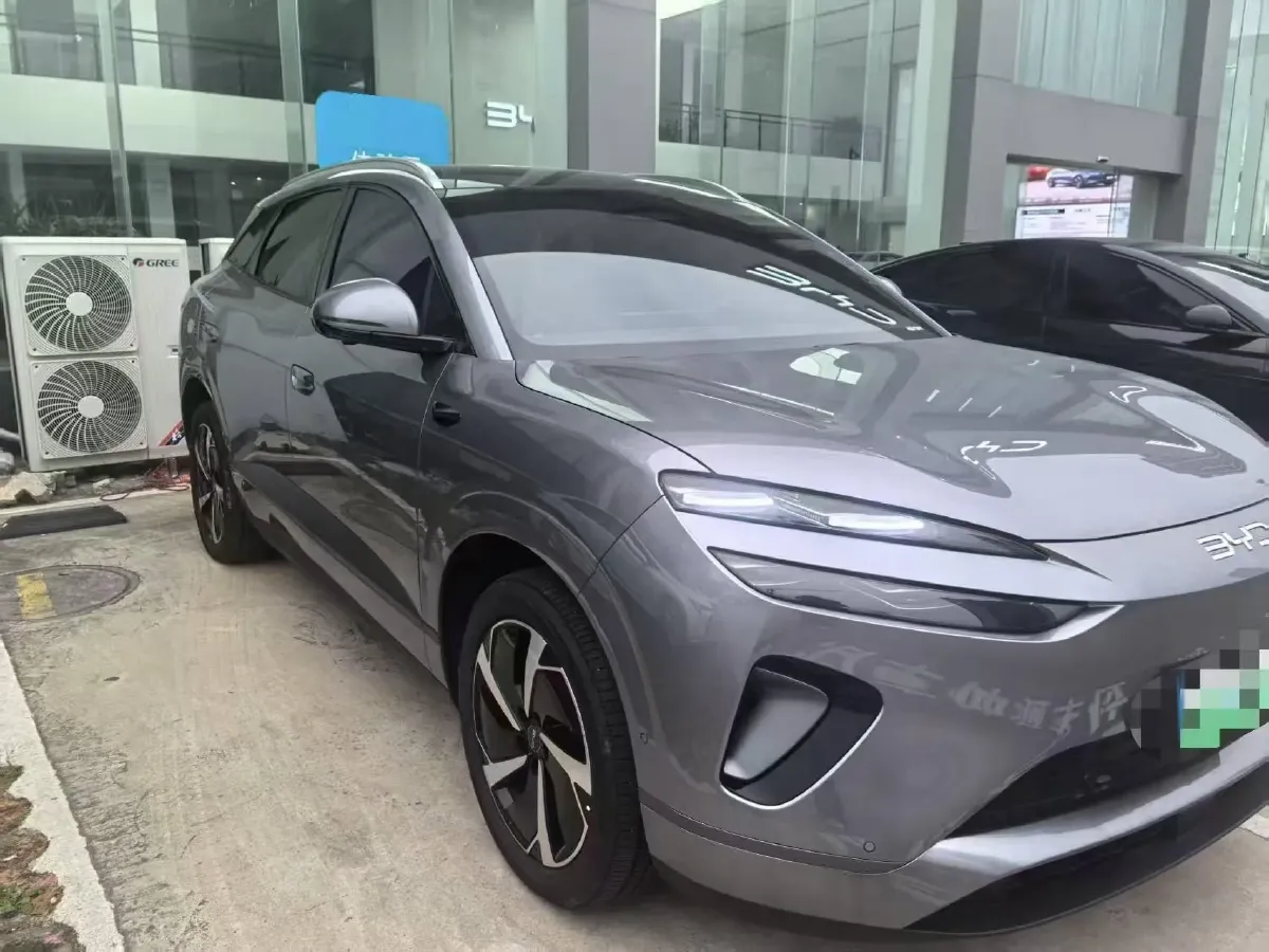 2025 LanDian E5 PLUS 1.5L 95HP L4 E-CVT PHEV,autocango,china used car exporter,china ev exporter,chinese used car exporter,chinese used ev exporter