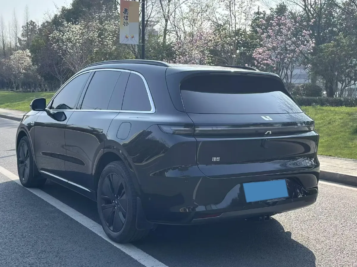 2024 Li L6 Range Extended 154HP L4 REEV 36.8KWH,autocango,china used car exporter,china ev exporter,chinese used car exporter,chinese used ev exporter