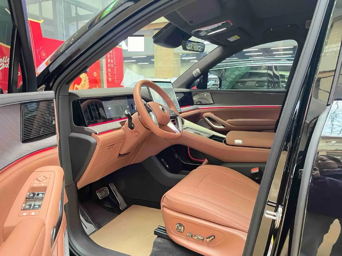 2026 Denza DenzaN9 2.0T 207HP L4 E-CVT PHEV,autocango,china used car exporter,china ev exporter,chinese used car exporter,chinese used ev exporter