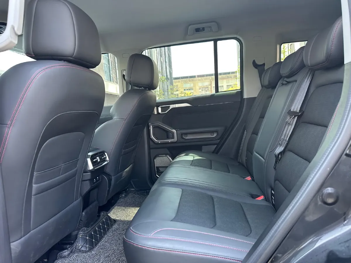 2023 Jetour Traveller 2.0T 254HP L4 7DCT,autocango,china used car exporter,china ev exporter,chinese used car exporter,chinese used ev exporter