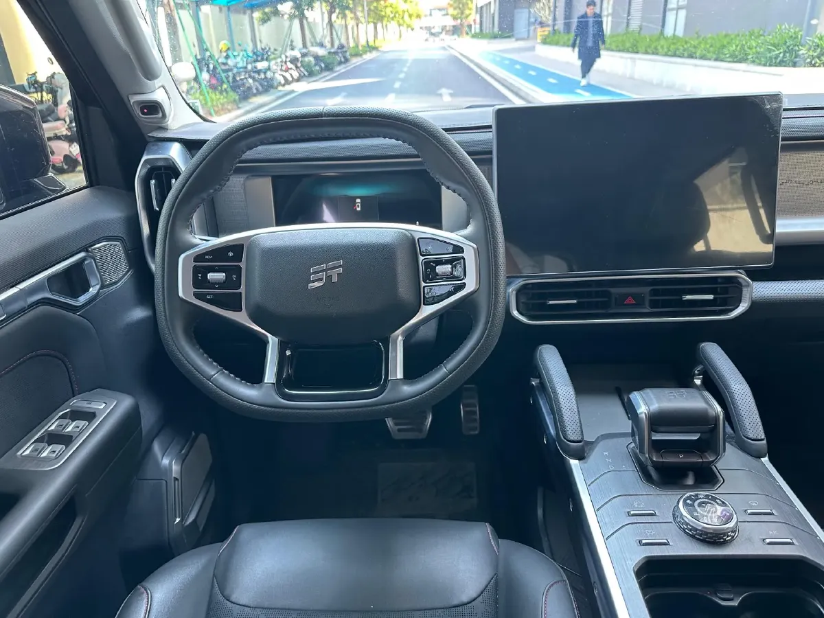 2023 Jetour Traveller 2.0T 254HP L4 7DCT,autocango,china used car exporter,china ev exporter,chinese used car exporter,chinese used ev exporter