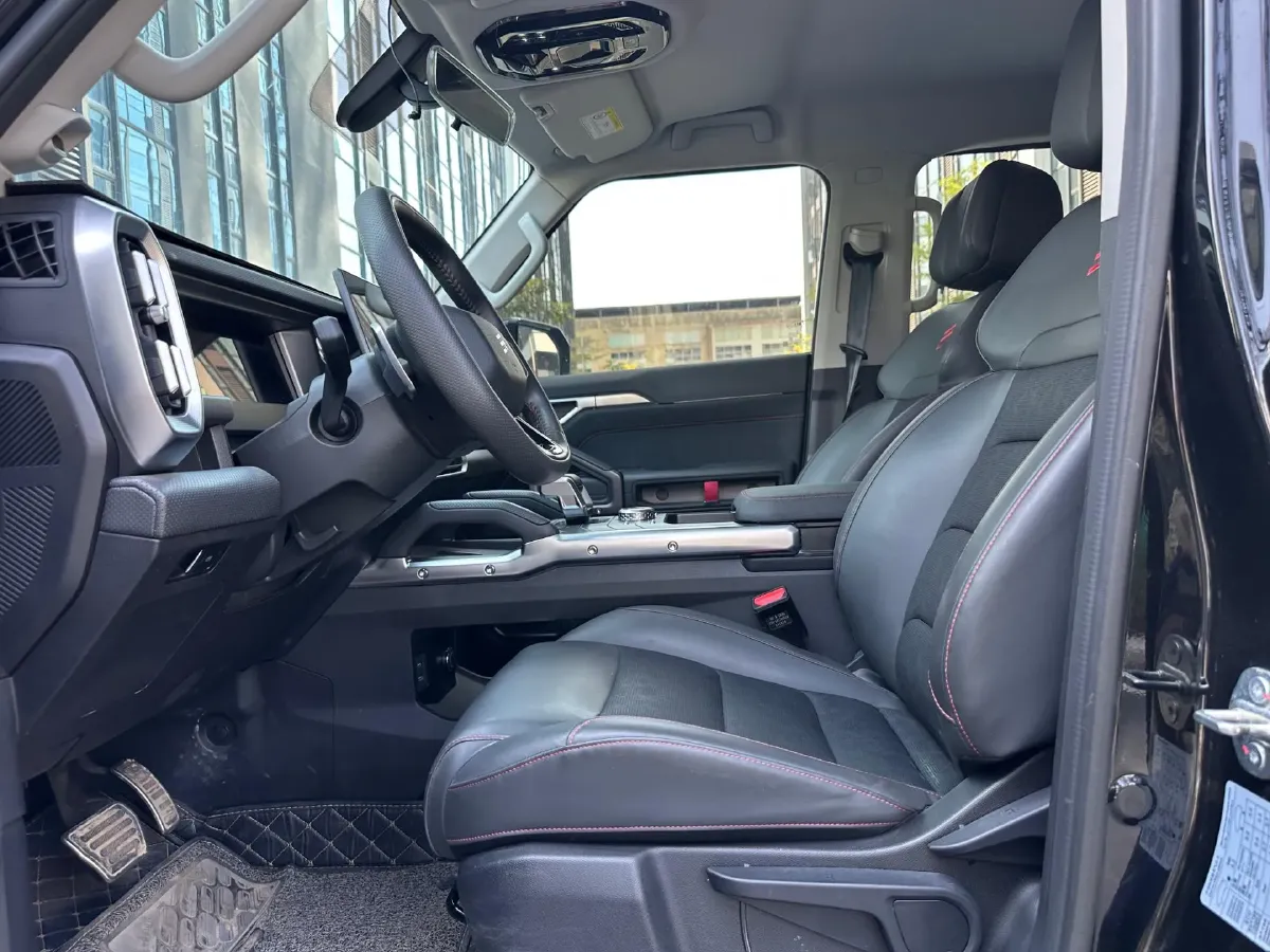 2023 Jetour Traveller 2.0T 254HP L4 7DCT,autocango,china used car exporter,china ev exporter,chinese used car exporter,chinese used ev exporter