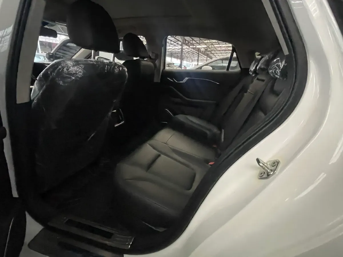 2023 Bestune B70 1.5T 169HP L4 7DCT,autocango,china used car exporter,china ev exporter,chinese used car exporter,chinese used ev exporter