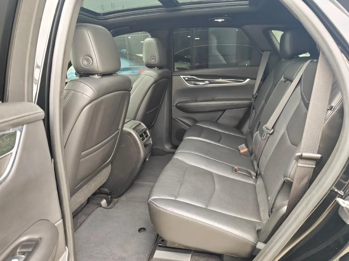 2020 Cadillac XT5 2.0T 237HP L4 9AT,autocango,china used car exporter,china ev exporter,chinese used car exporter,chinese used ev exporter