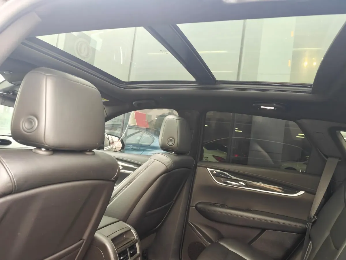 2020 Cadillac XT5 2.0T 237HP L4 9AT,autocango,china used car exporter,china ev exporter,chinese used car exporter,chinese used ev exporter