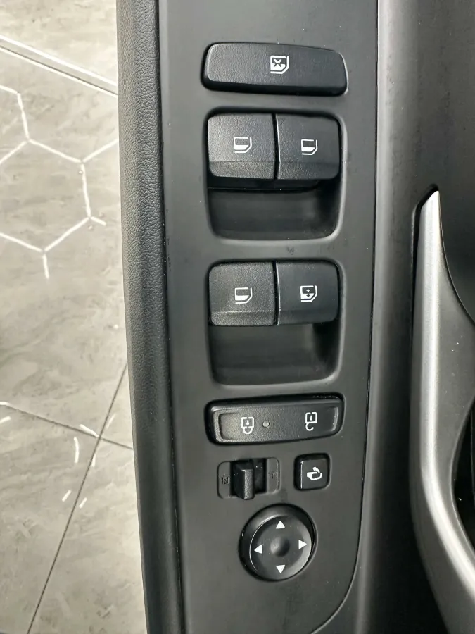 2022 Hyundai Elantra 1.5L 115HP L4 CVT,autocango,china used car exporter,china ev exporter,chinese used car exporter,chinese used ev exporter