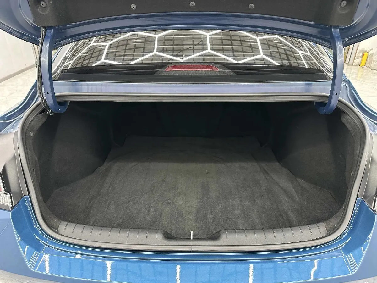 2022 Hyundai Elantra 1.5L 115HP L4 CVT,autocango,china used car exporter,china ev exporter,chinese used car exporter,chinese used ev exporter