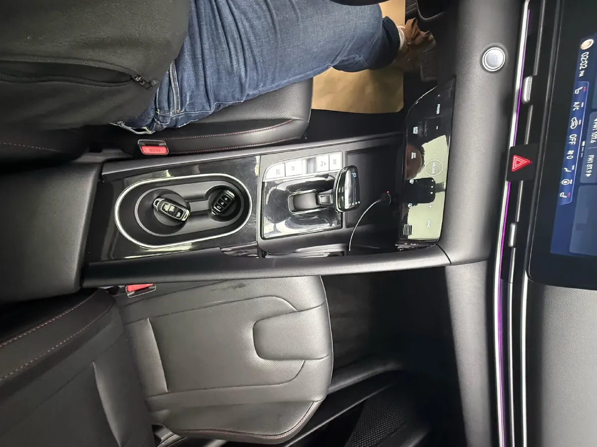 2022 Hyundai Elantra 1.5L 115HP L4 CVT,autocango,china used car exporter,china ev exporter,chinese used car exporter,chinese used ev exporter