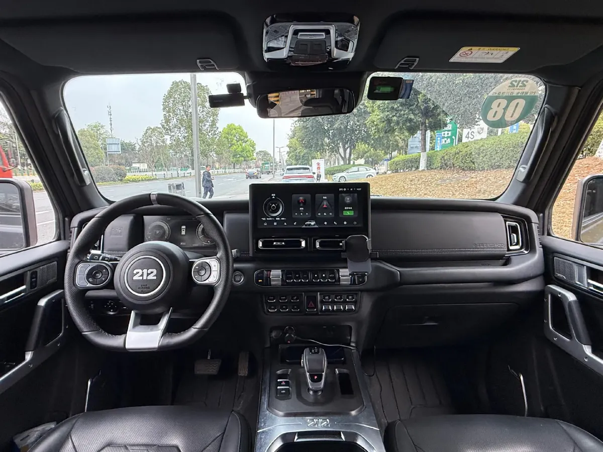 2024 212 212 T01 2.0T 252HP L4 8AT,autocango,china used car exporter,china ev exporter,chinese used car exporter,chinese used ev exporter