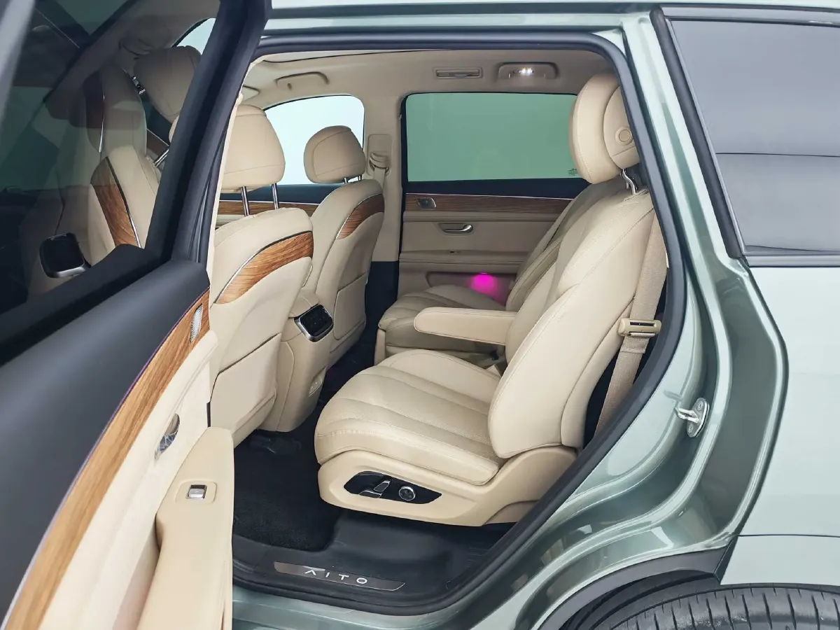 2022 Infiniti Q50L 2.0T 211HP L4 7AT,autocango,china used car exporter,china ev exporter,chinese used car exporter,chinese used ev exporter