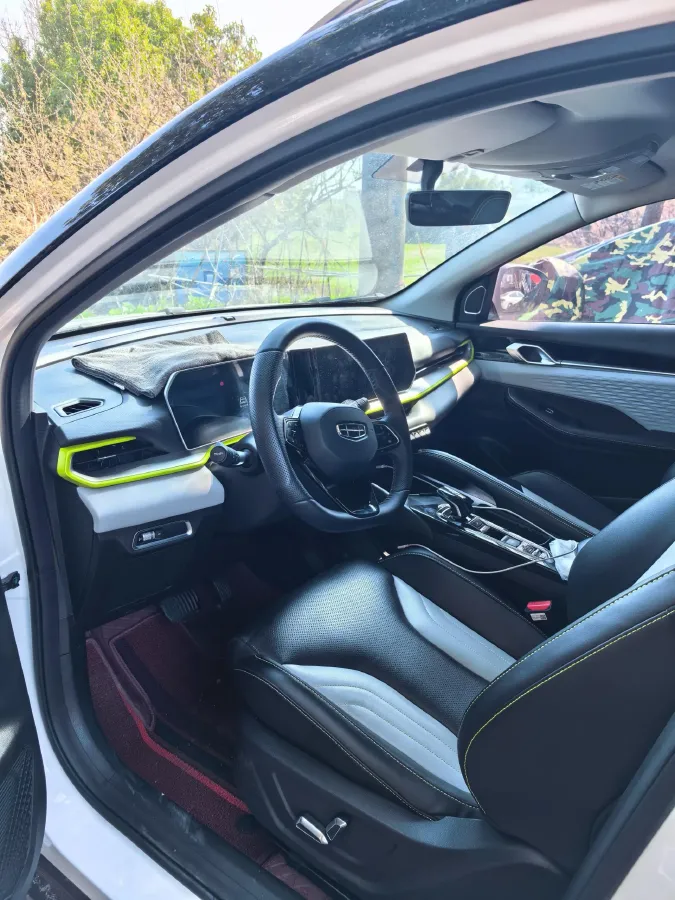 2023 Geely Coolray 1.5T 181HP L4 7DCT,autocango,china used car exporter,china ev exporter,chinese used car exporter,chinese used ev exporter