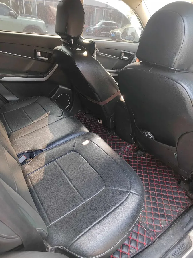 2016 Landwind X5 1.5T 150HP L4 CVT,autocango,china used car exporter,china ev exporter,chinese used car exporter,chinese used ev exporter