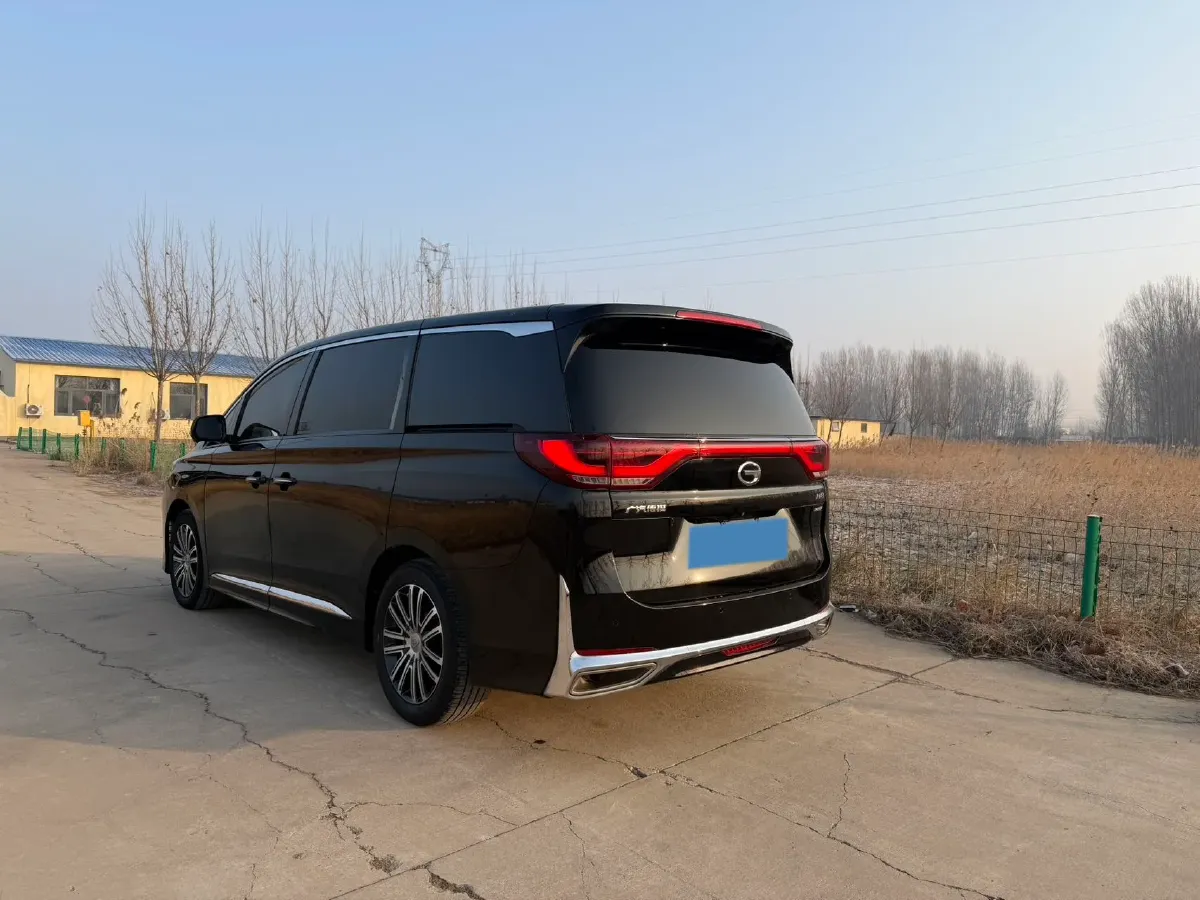 2021 GAC Trumpchi M8 2.0T 252HP L4 8AT,autocango,china used car exporter,china ev exporter,chinese used car exporter,chinese used ev exporter