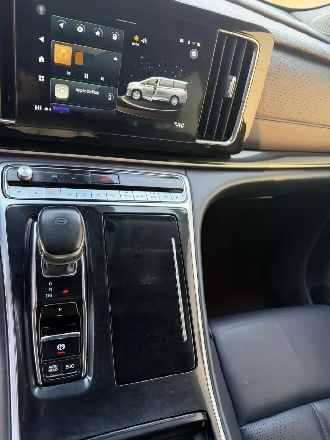 2021 GAC Trumpchi M8 2.0T 252HP L4 8AT,autocango,china used car exporter,china ev exporter,chinese used car exporter,chinese used ev exporter