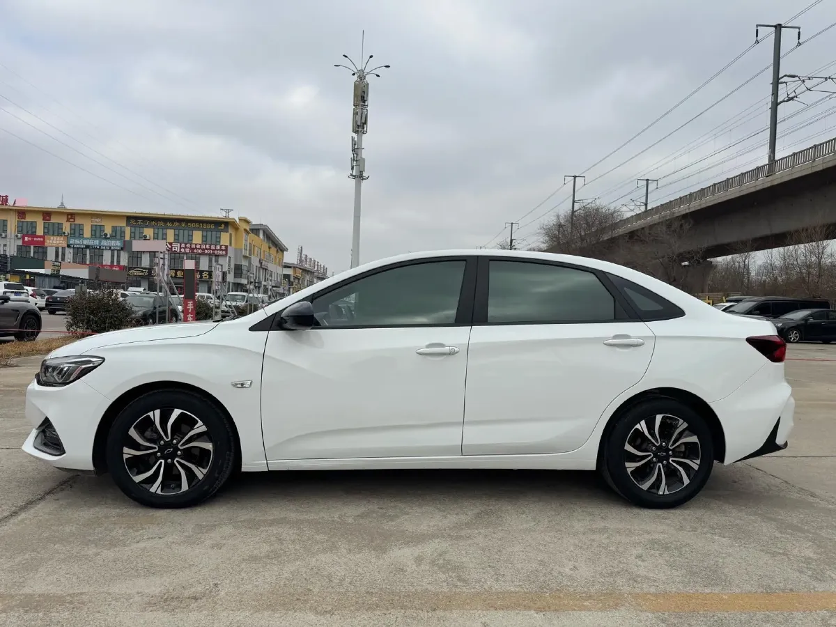 2020 Chevrolet Monza 1.3T 163HP L3 6AT,autocango,china used car exporter,china ev exporter,chinese used car exporter,chinese used ev exporter