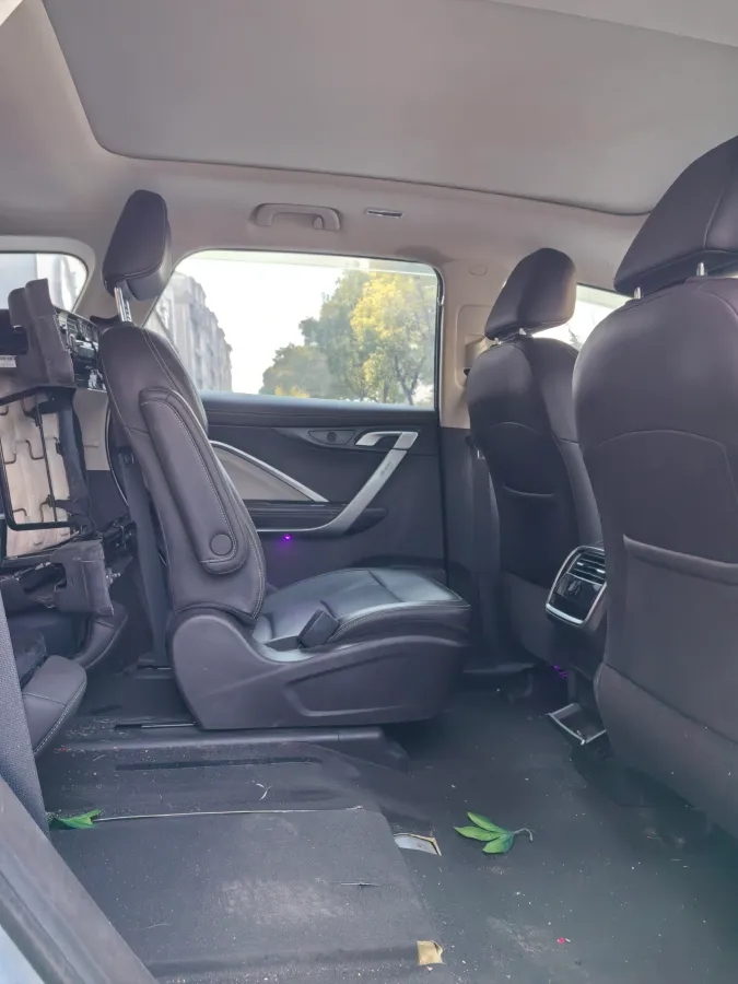 2021 Geely JiaJi 1.8T 184HP L4 7DCT,autocango,china used car exporter,china ev exporter,chinese used car exporter,chinese used ev exporter