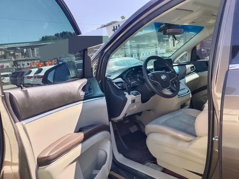 2023 Buick GL8 2.0T 237HP L4 9AT,autocango,china used car exporter,china ev exporter,chinese used car exporter,chinese used ev exporter