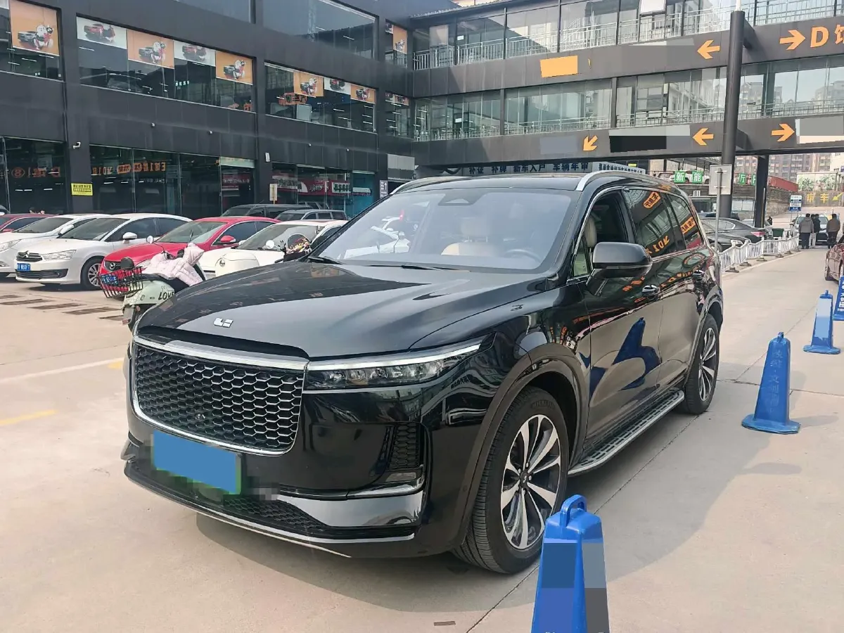 2021 Li ONE Range Extended 131HP REEV 40.5KWH,autocango,china used car exporter,china ev exporter,chinese used car exporter,chinese used ev exporter