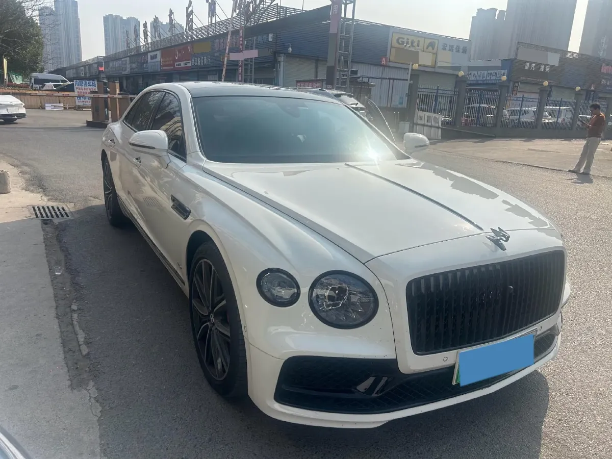 2022 Bentley Flying Spur 2.9T 416HP V6 8DCT PHEV 18KWH,autocango,china used car exporter,china ev exporter,chinese used car exporter,chinese used ev exporter